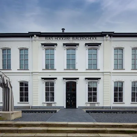 Oldschool Hotel-3